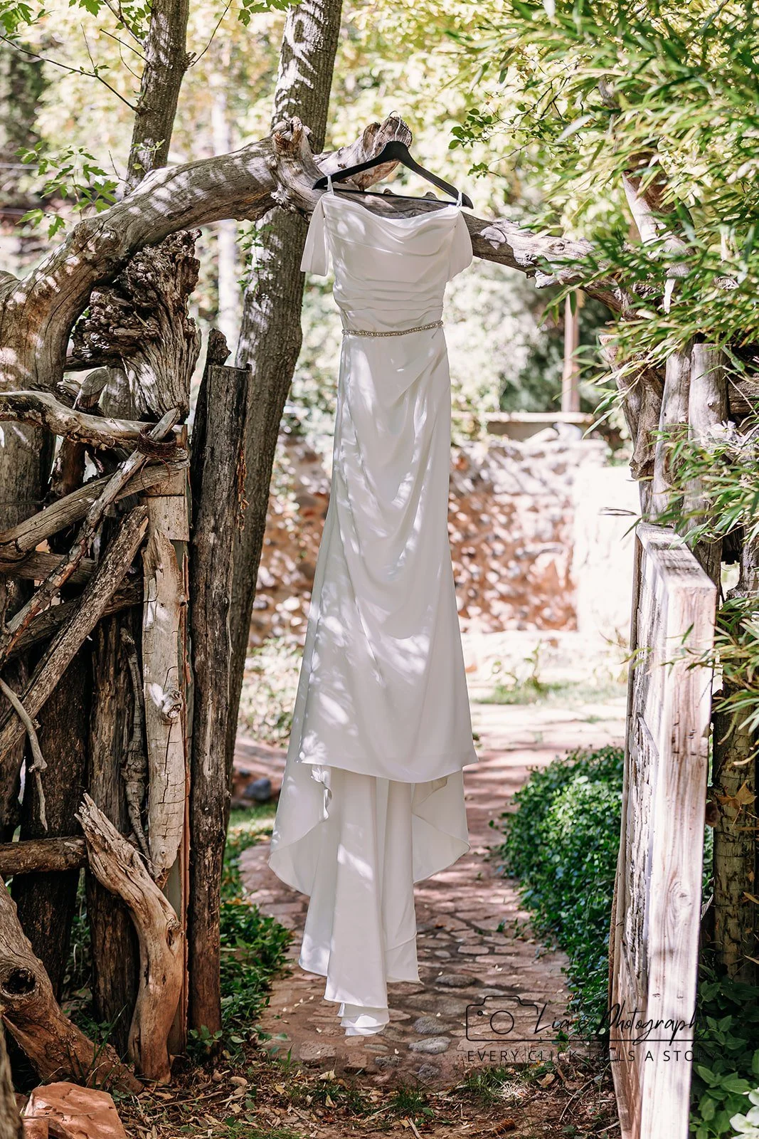wedding dress - sedona - photographer.jpg