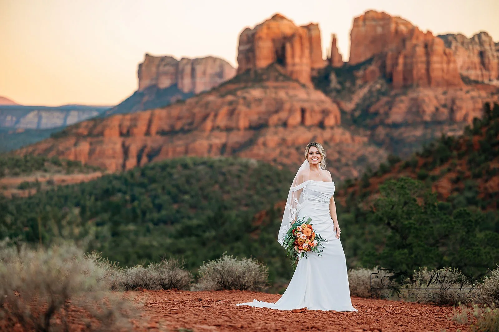 bride - sedona - photographer.jpg
