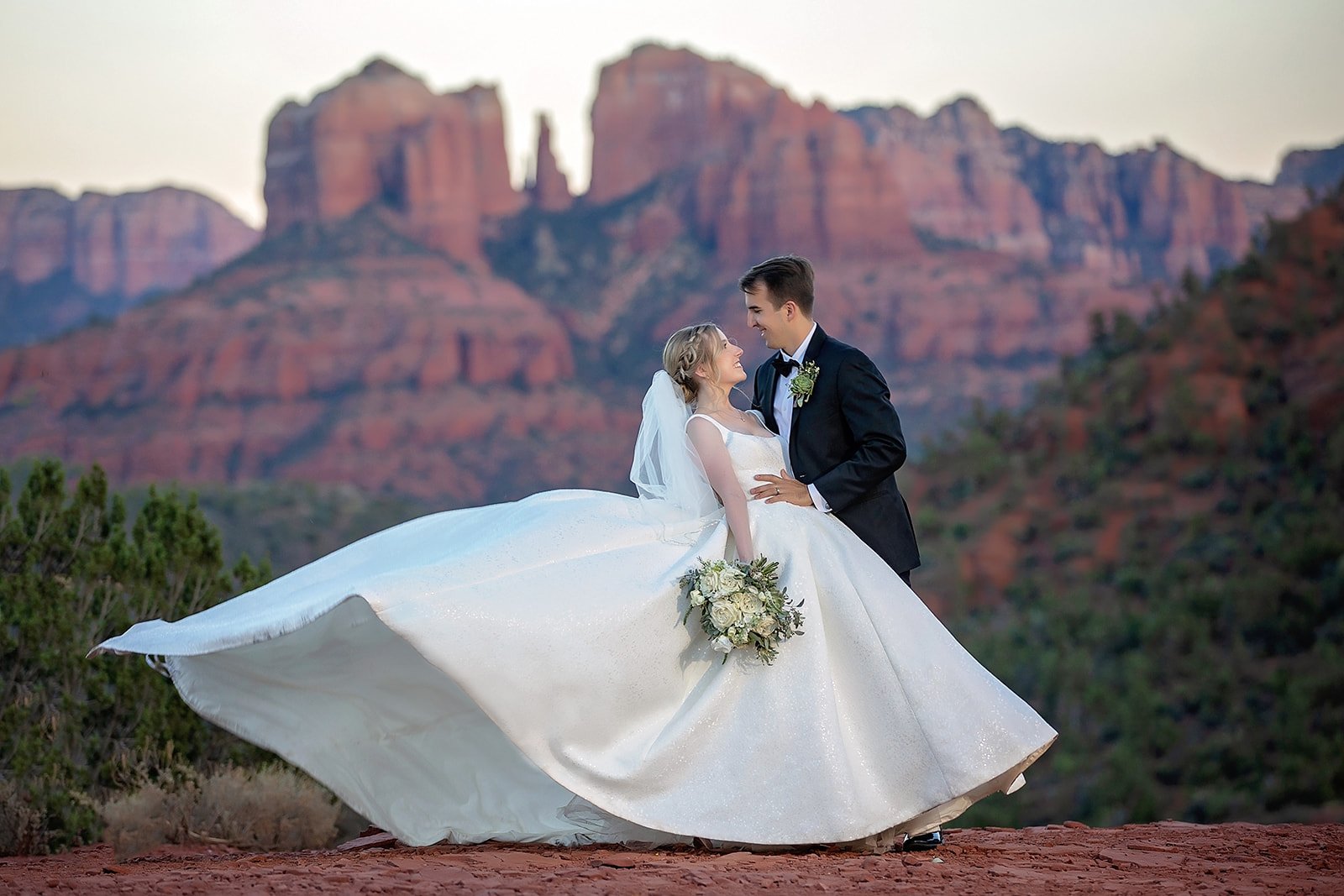Sedona wedding photographer