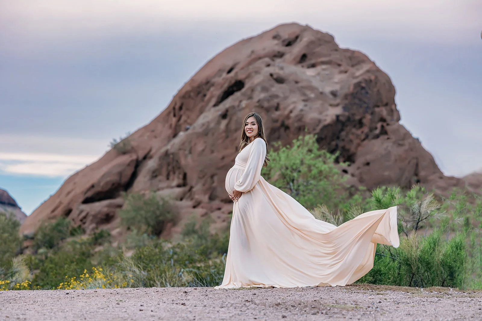 Best maternity photographer Scottsdale  Arizona
