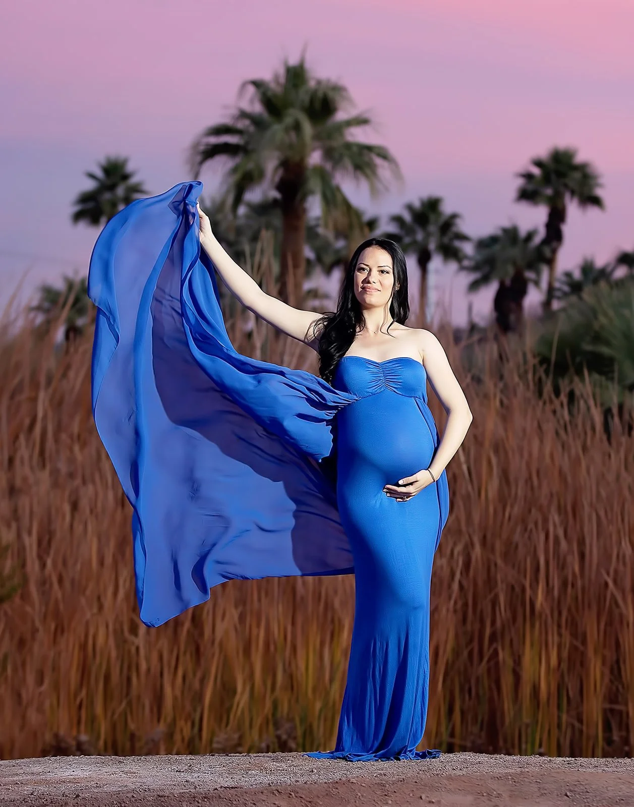 elegant-pregnancy-portraits-scottsdale