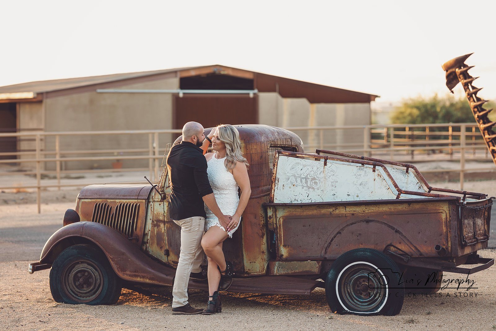 Engagement photographer in Cave Creek AZ