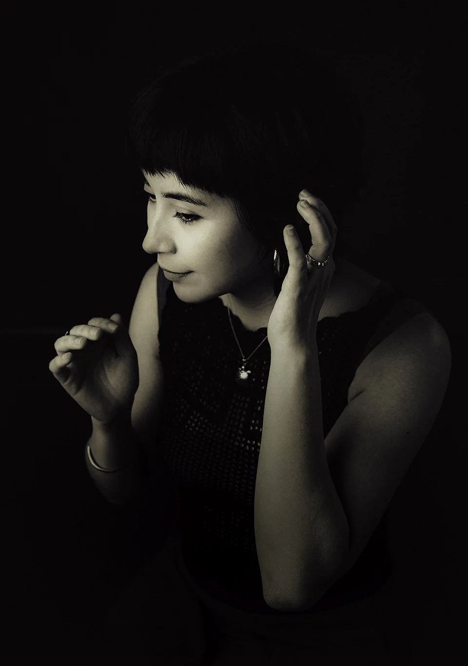 v2-jyportrait-studio-bnw-portrait.jpg