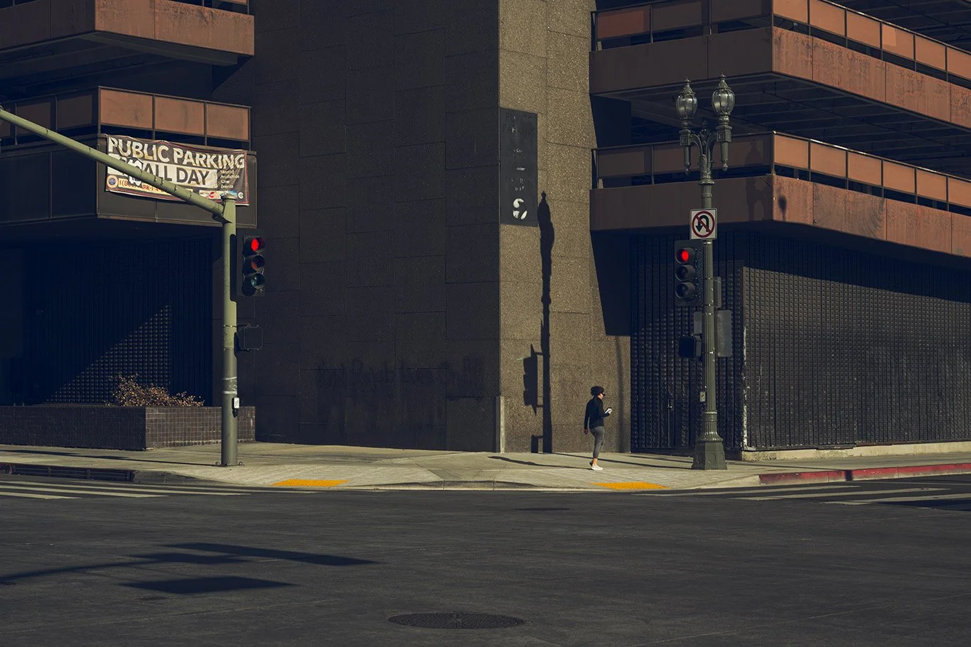 Urban Pause — Downtown Los Angeles