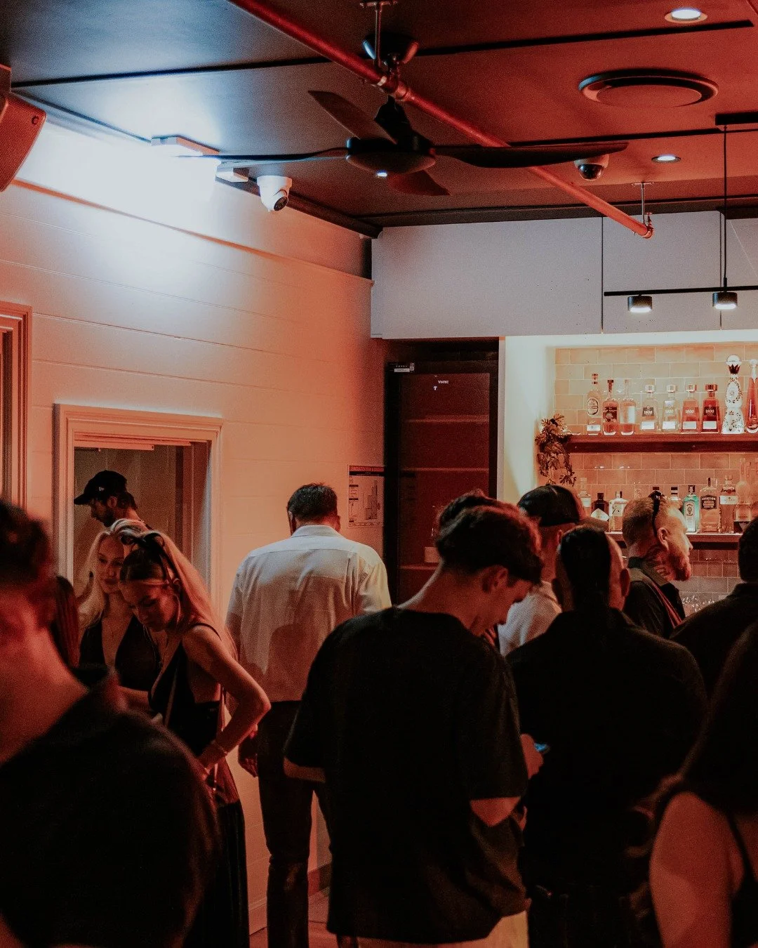 Make your weekend fuelled by flame-perfected mixology and an atmosphere that resonates with the spirit of the Valley. 🔥 

Secure your spot on the rooftop this weekend. ❤️&zwj;🔥 

Reservations via link in bio.🔗