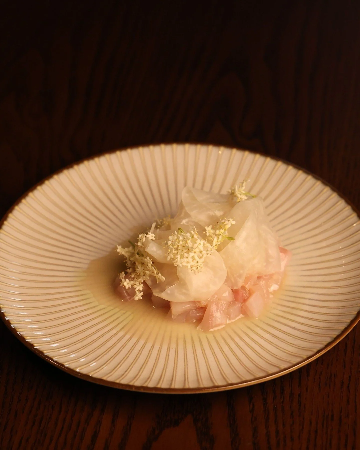 Some dishes are just too beautiful to eat. 😍❤️&zwj;🔥 

Ft.
White Fish Crudo, Slow Roasted Pork Neck &amp; Beef Fat Hashbrown. 

Reservations available via link in bio. 🔗