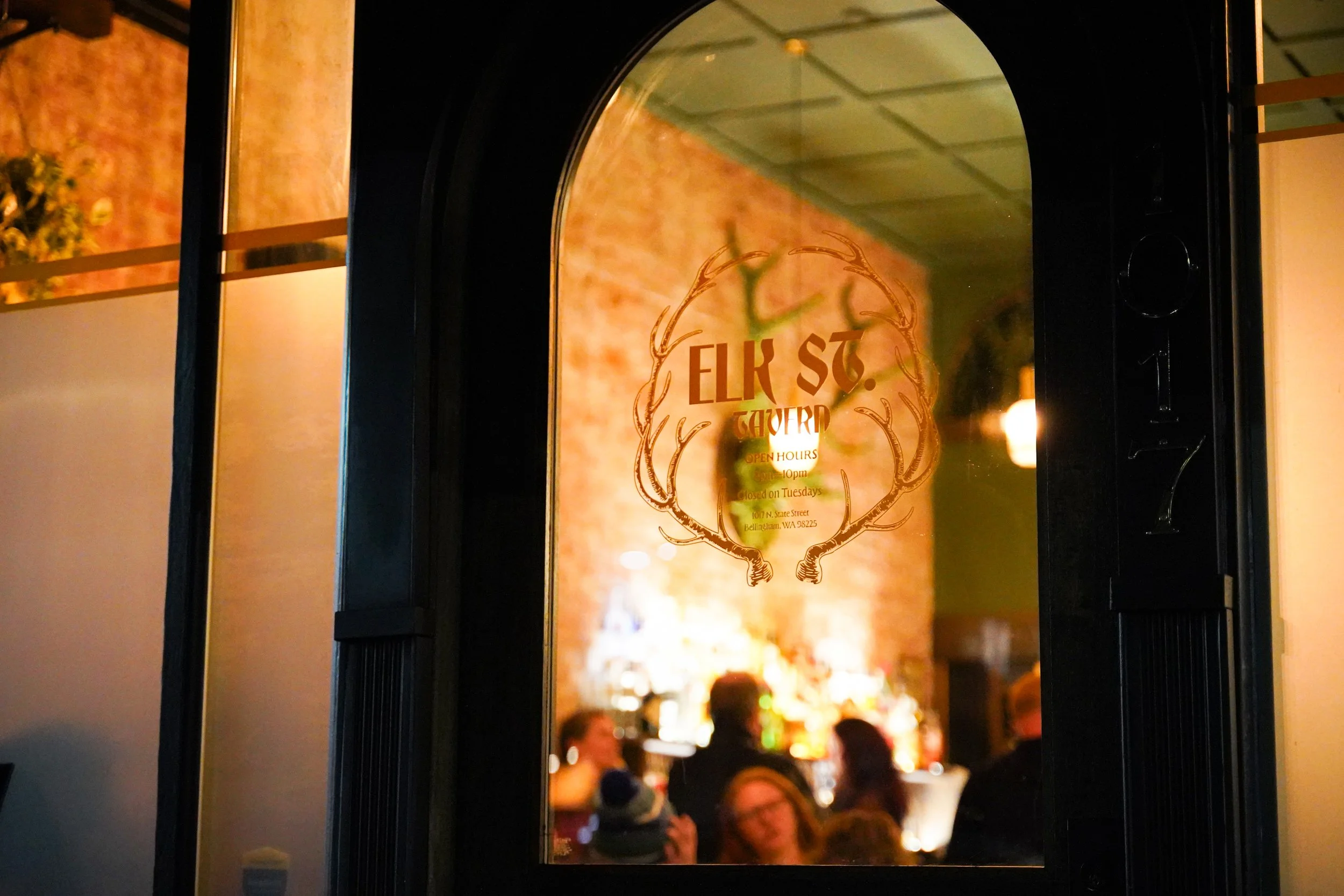Elk St. Tavern