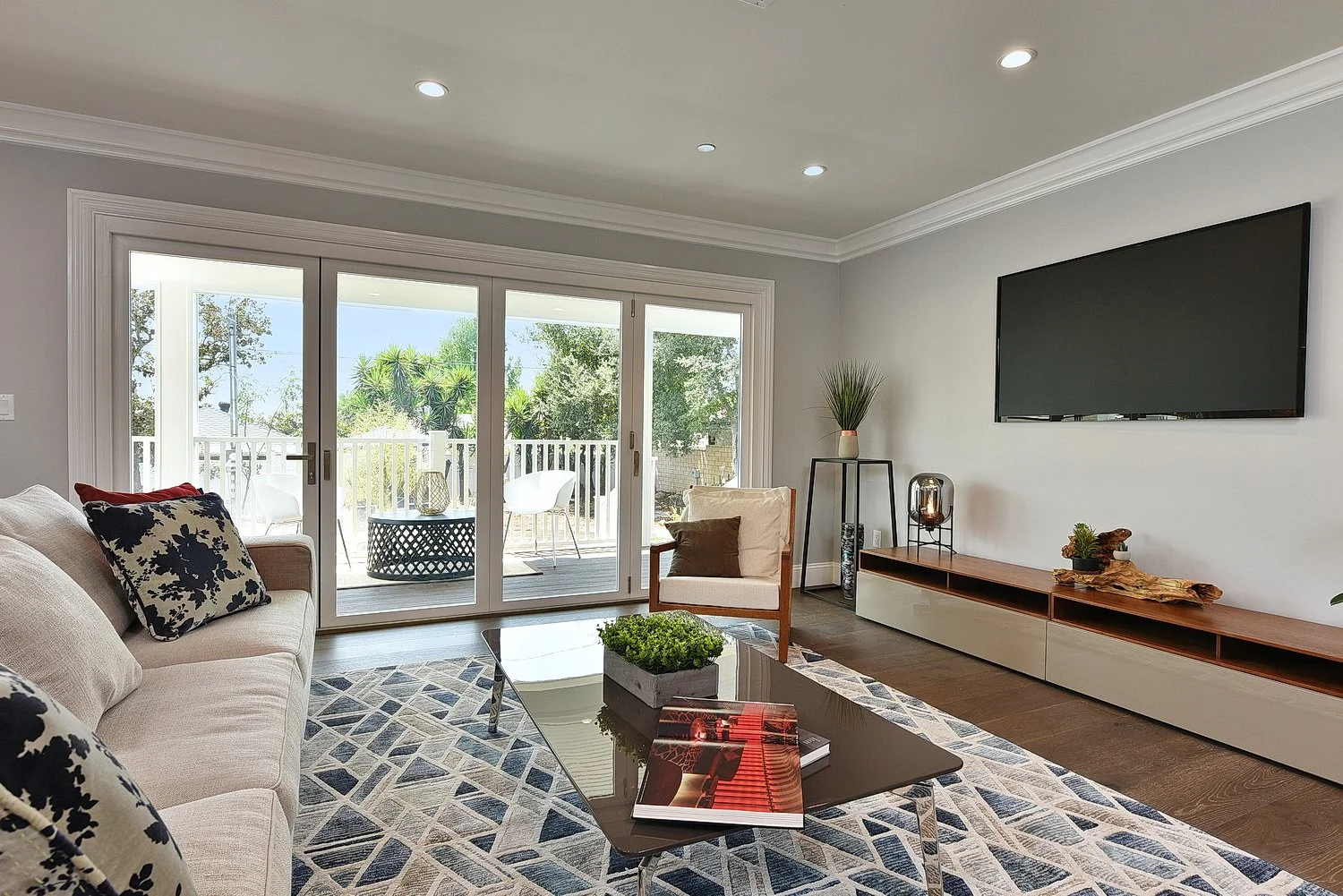 1688 Mendocino MLS 24.JPG