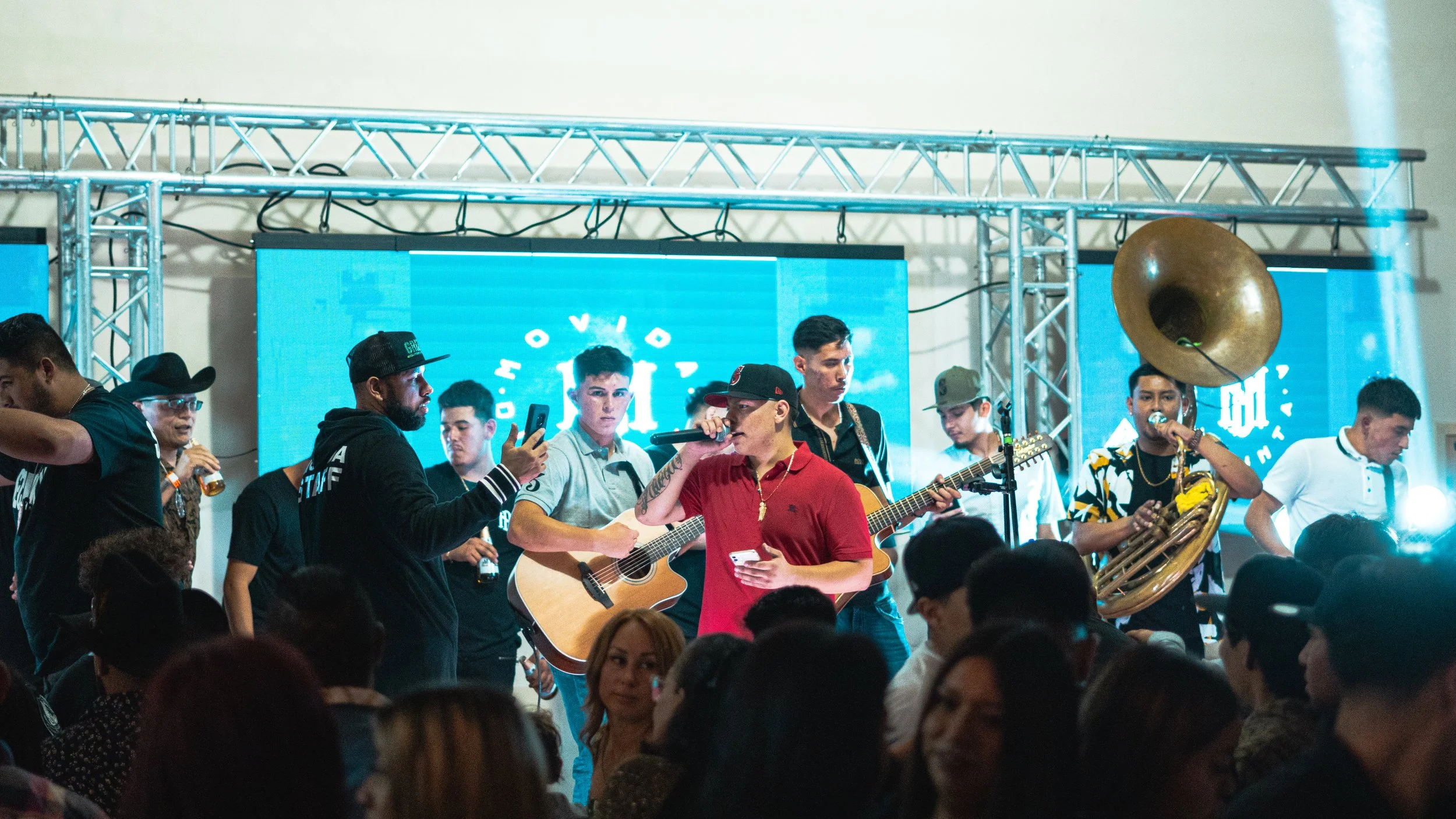 MOVIDA DISTINTA-92.jpg