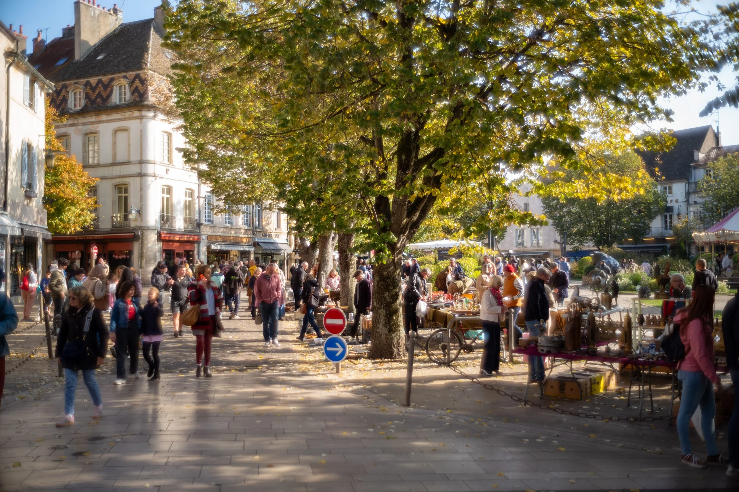 Beaune markets 2.jpg