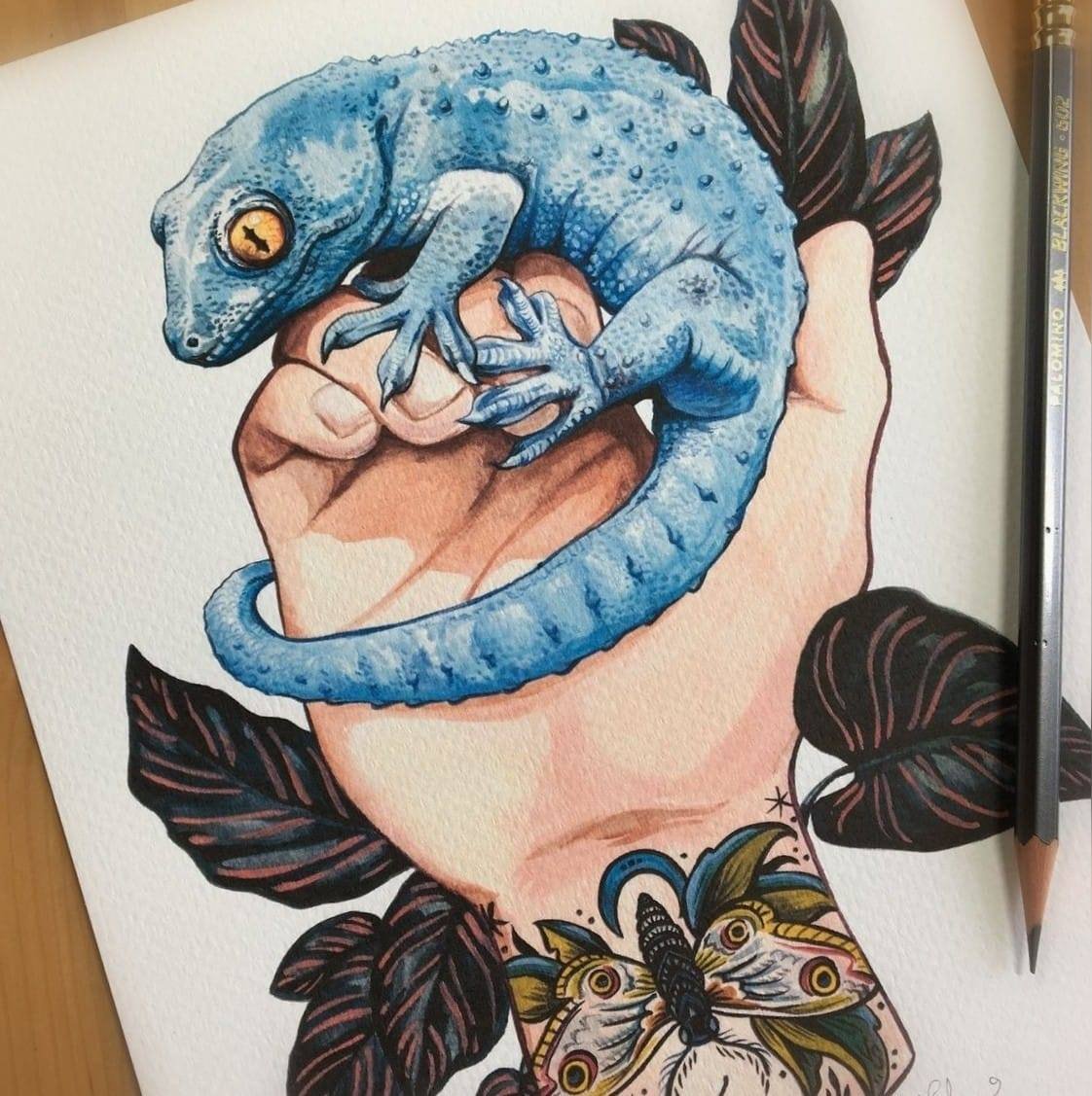 Nupiestas melynas gekonas kuris yra Gekonas tattoo simbolis