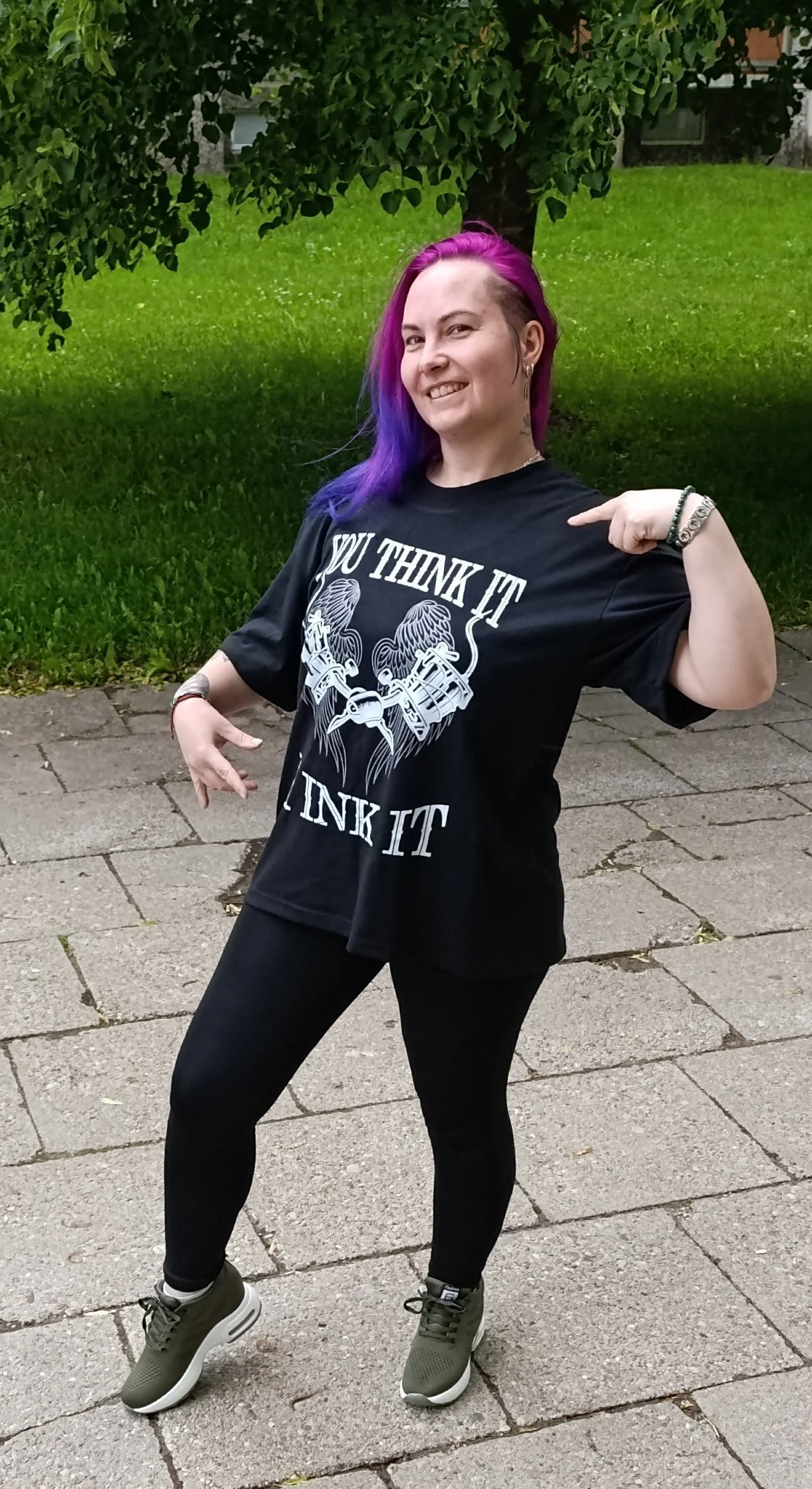 Gekonas Tattoo įkūrėja Danguolė, tatuiruočių meistrė Šiauliuose