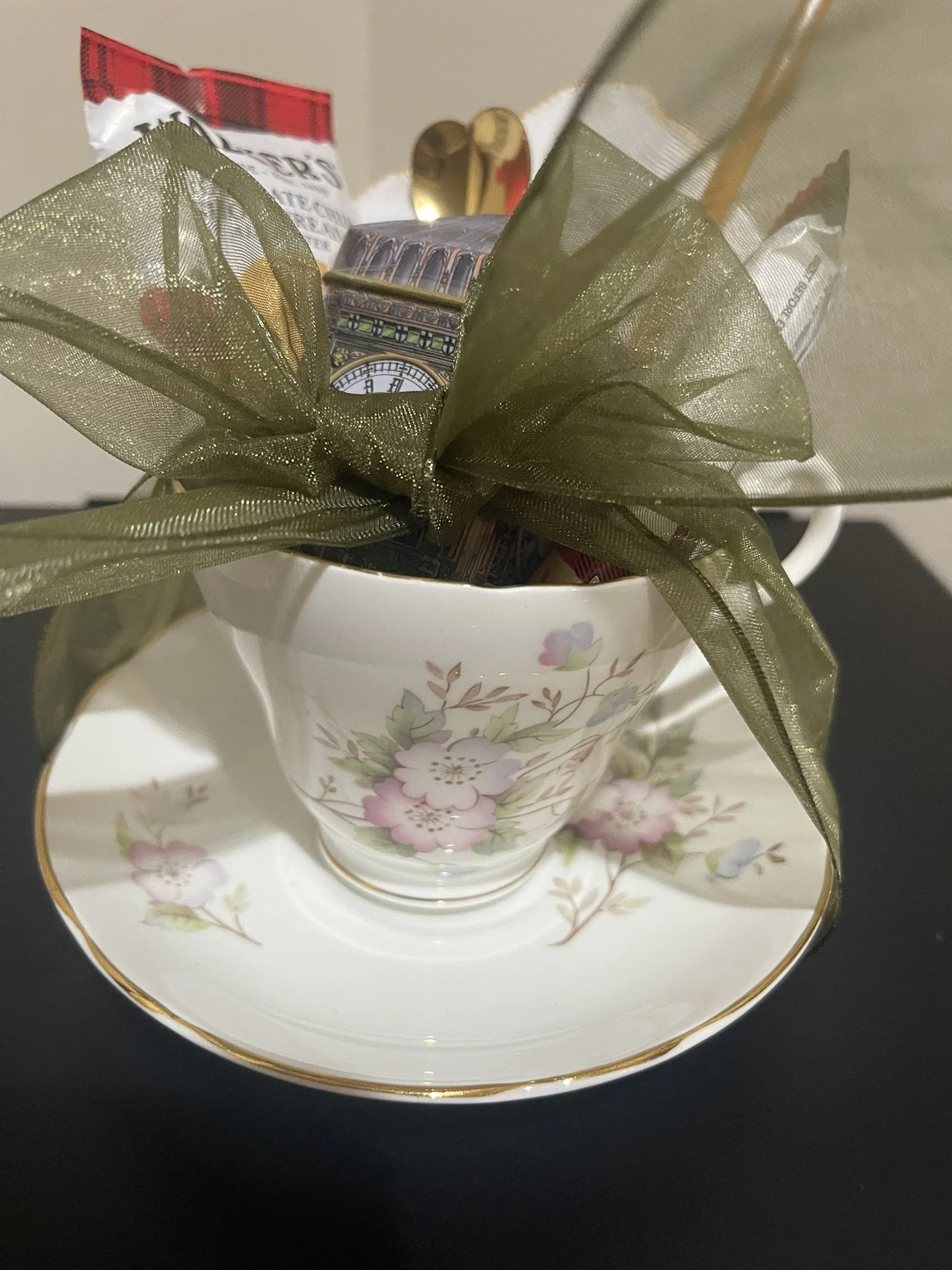 A Luxurious English Garden Tea Affair