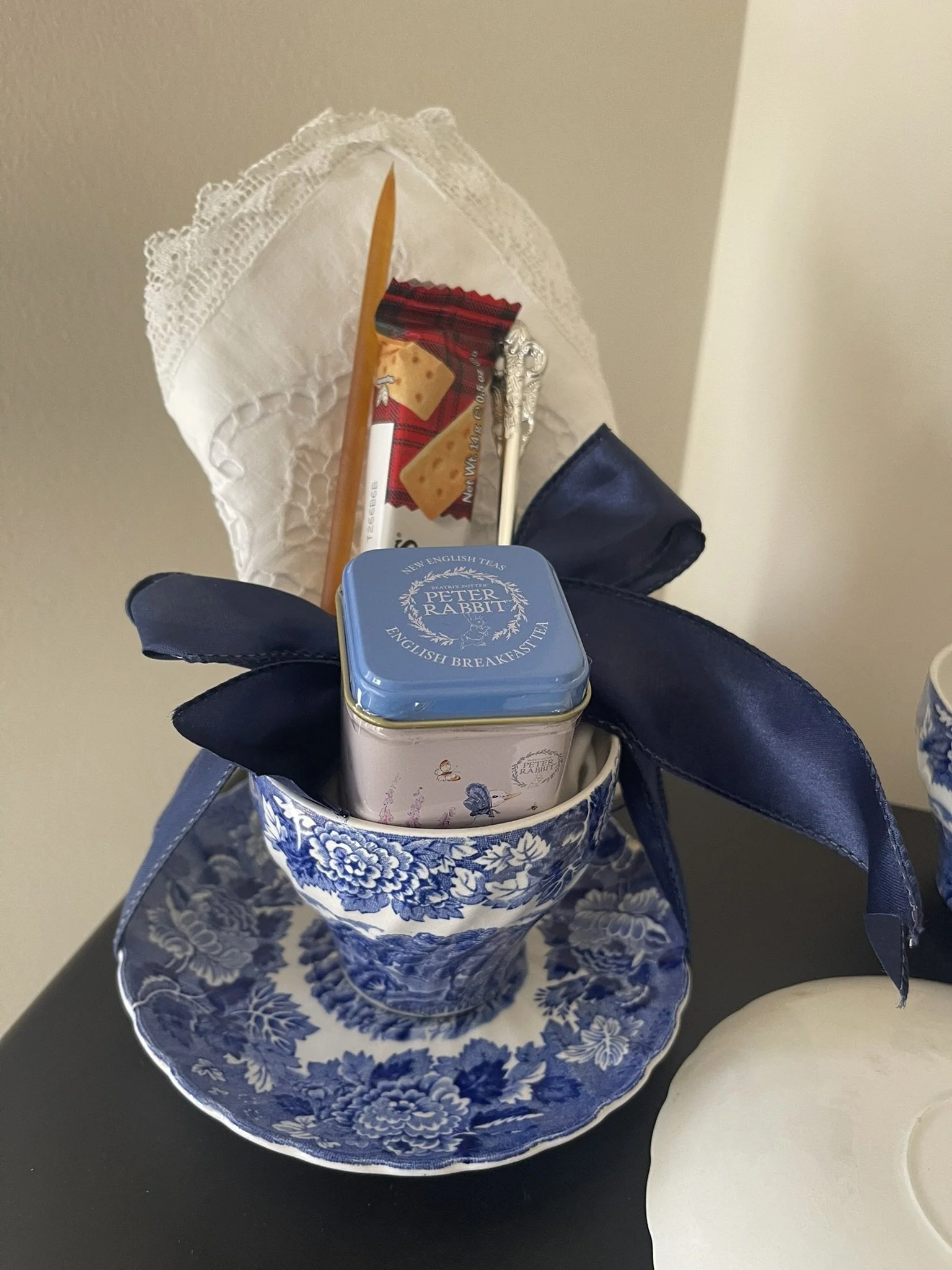 Boutique Description for the Swirl‑Rim Vintage Enoch Woods Bundle