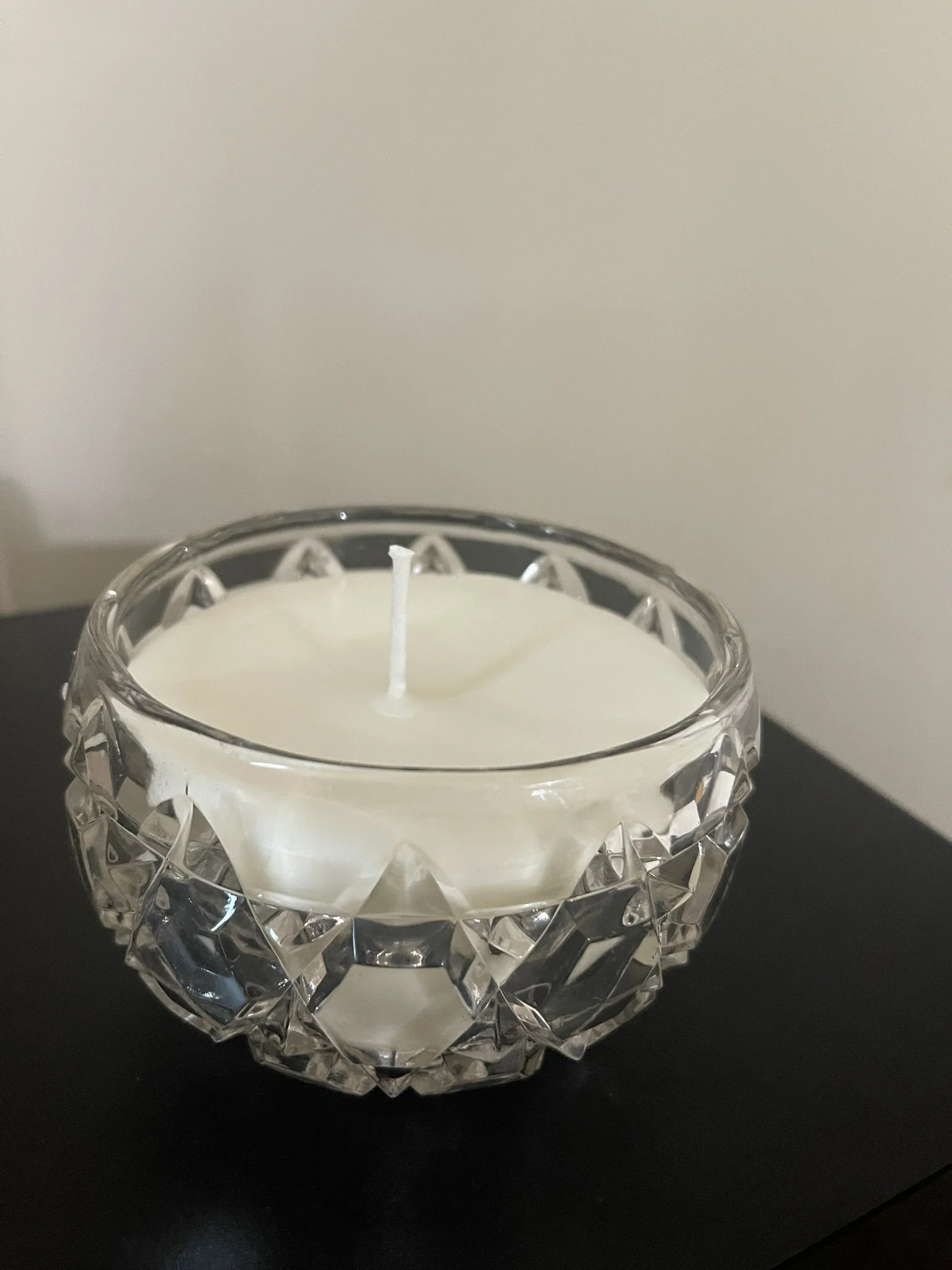 Vintage Pressed‑Crystal Sugar Bowl Candle — Mid‑Century Heirloom Glow