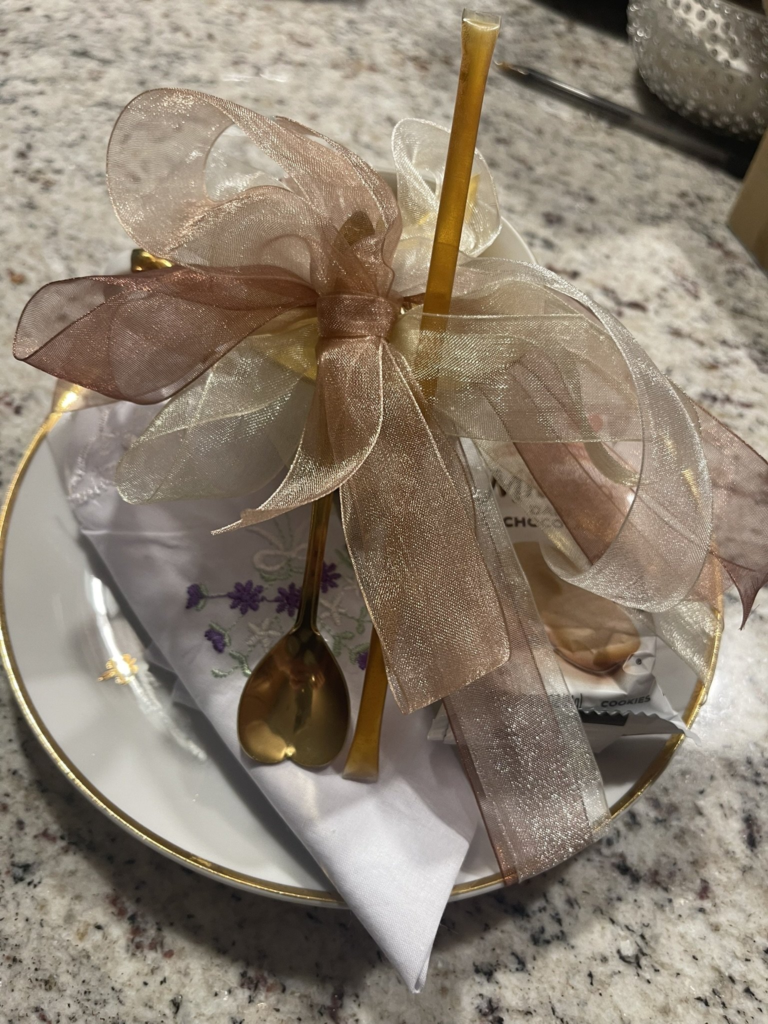 Lefton Vintage Fleur De Lis 3512 teacup and luncheon plate