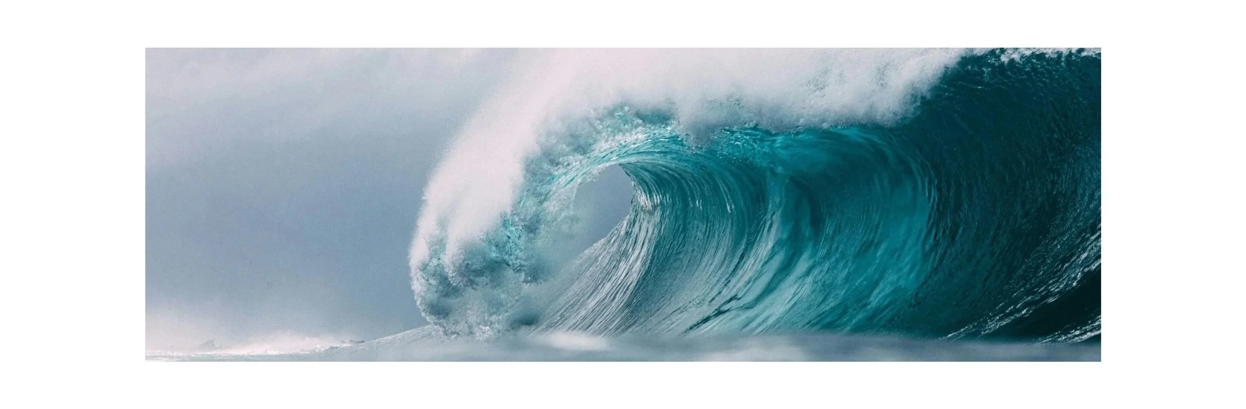 Große Meereswelle kurz davor zu brechen.