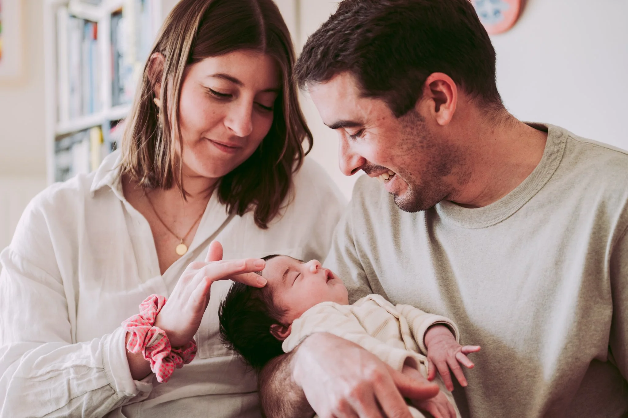 trio parent bébé - fierté