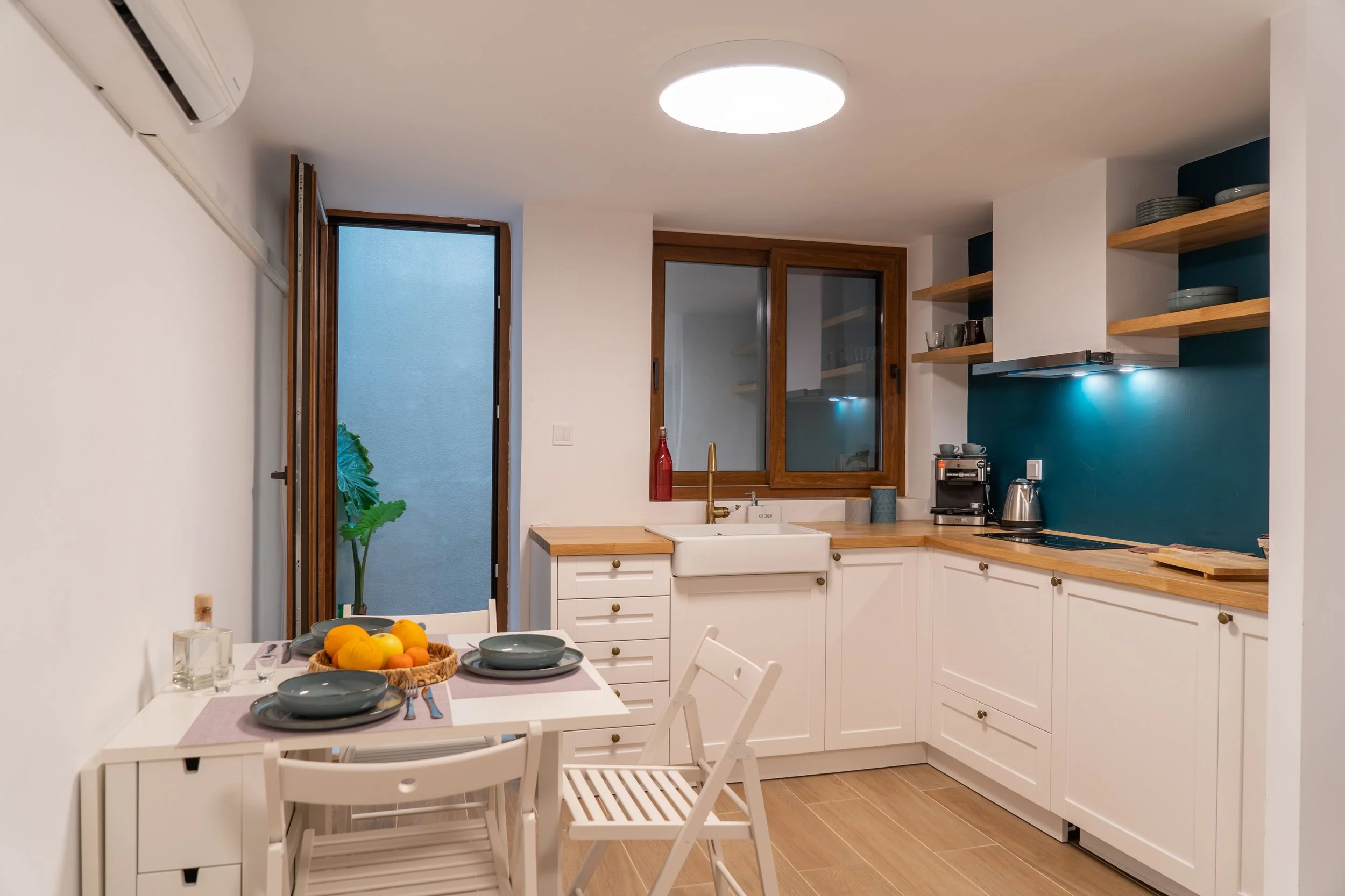 2. MEL08822_resize.jpg