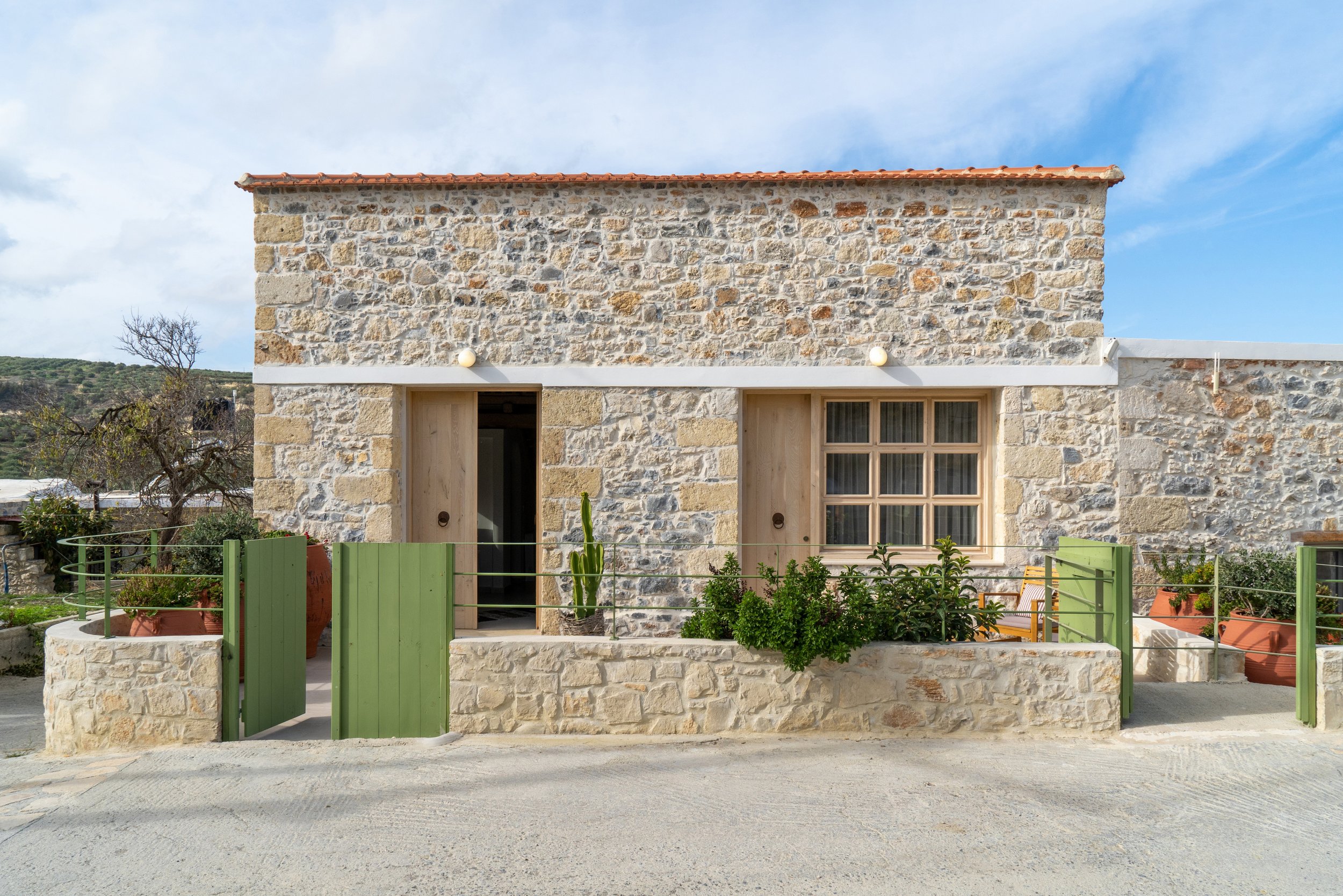 2. MEL05748_resize.jpg