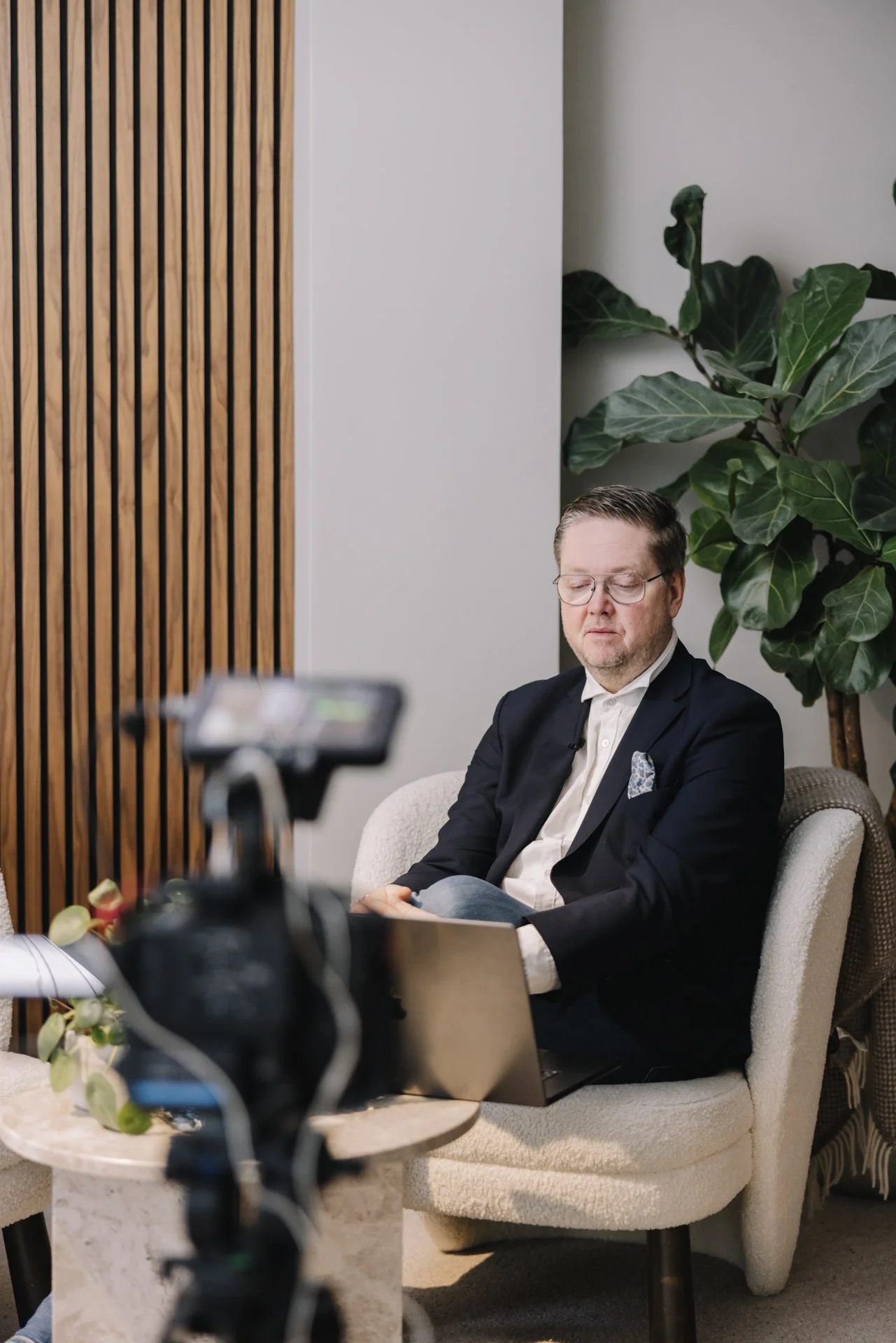 HH X VILLA NORDIC BTS-2.jpg