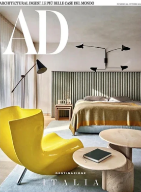  Architectural Digest  
Octobre 2022 
 "Un appartamento haussmanniano dallo stile glamour e prezioso, firmato Anne-Sophie Pailleret" 