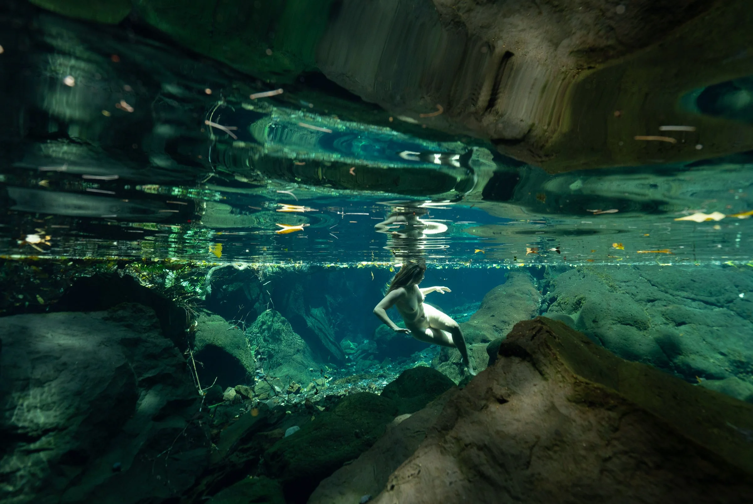 Aline-escalon-underwater-art-water-artiste-ile-de-la-Reunion-photographe-contemplation-poesie-ocean-5.jpg