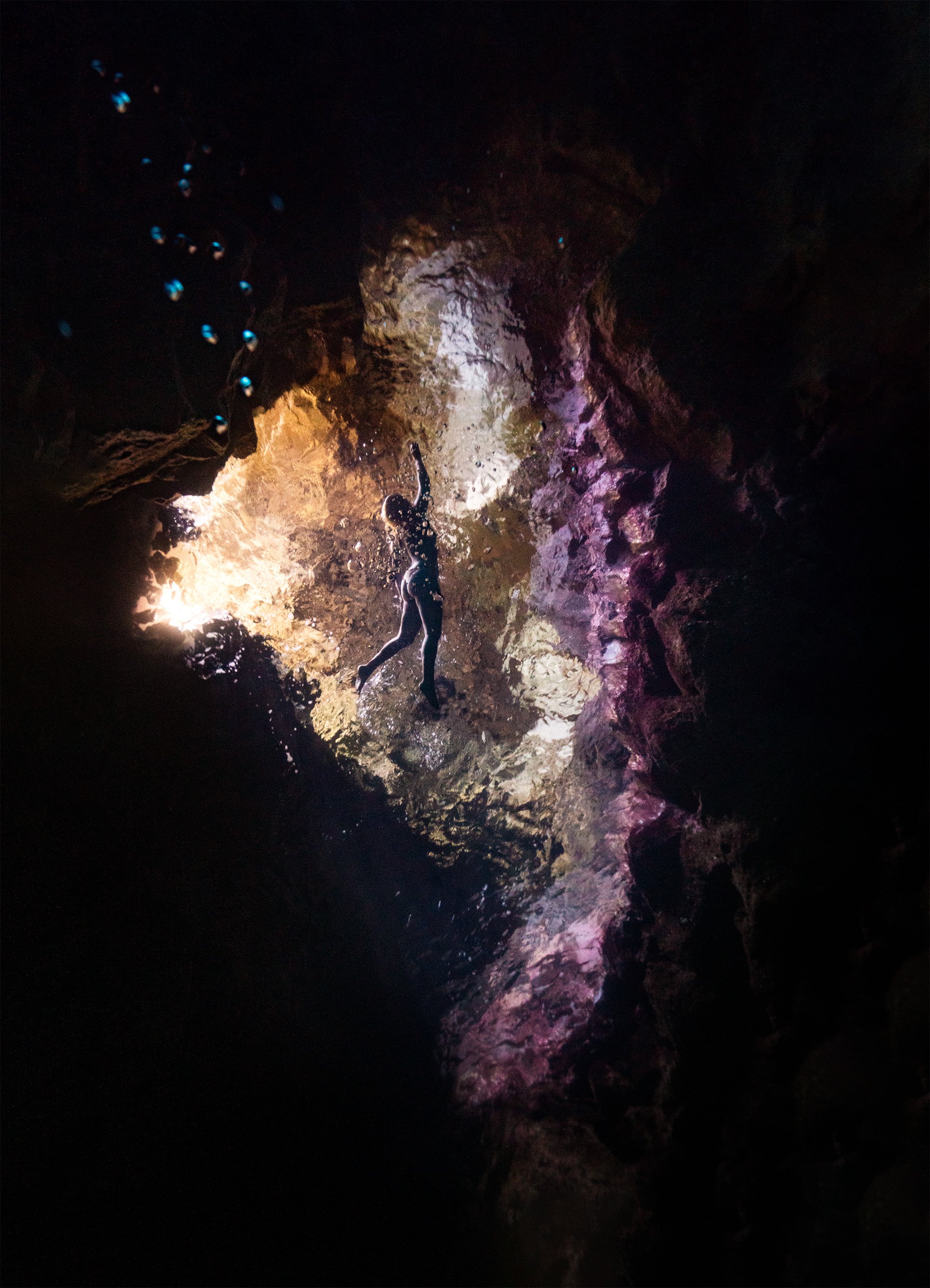 Nereides_opus_3_cave_underwater_art_photographer_aline_escalon.jpg