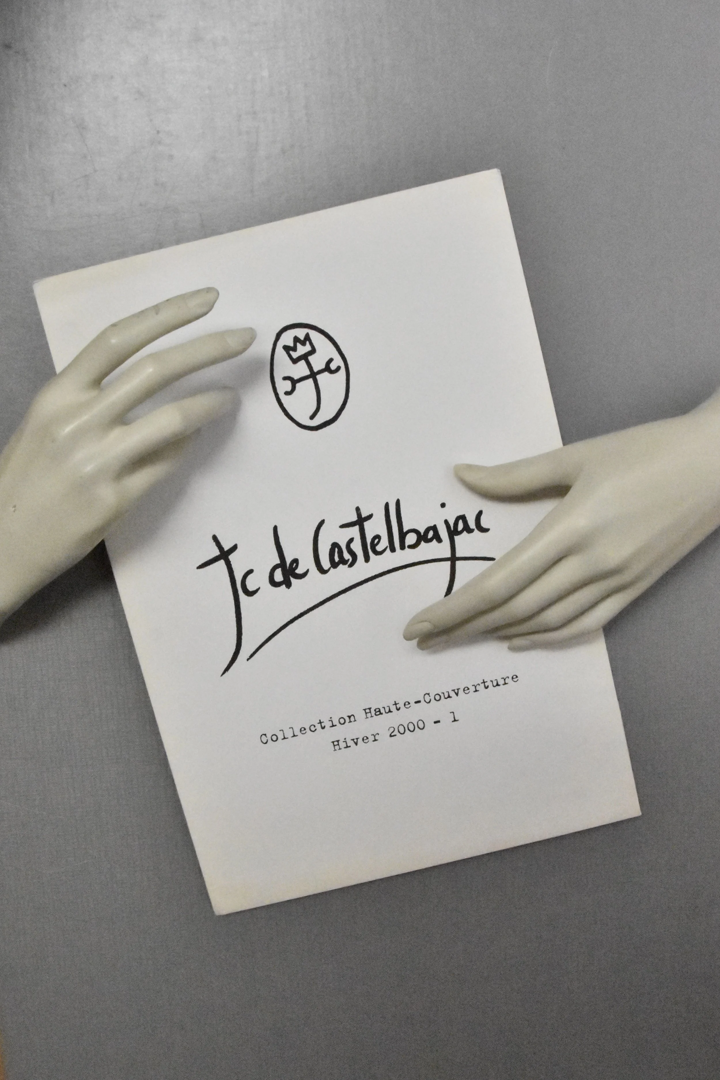 Dossier de presse Jean-Charles de Castebajac - Collection Haute-Couture Hiver 2000 - 1