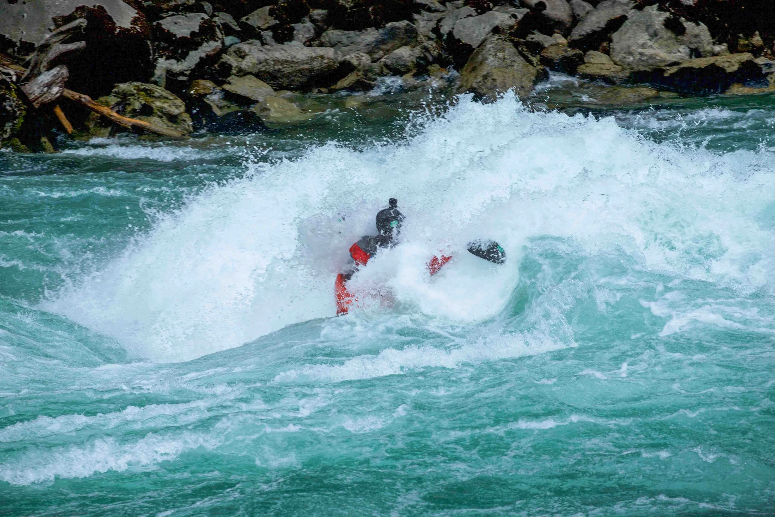 Kayak-Rio-Futaleufu-Patagonia.jpg