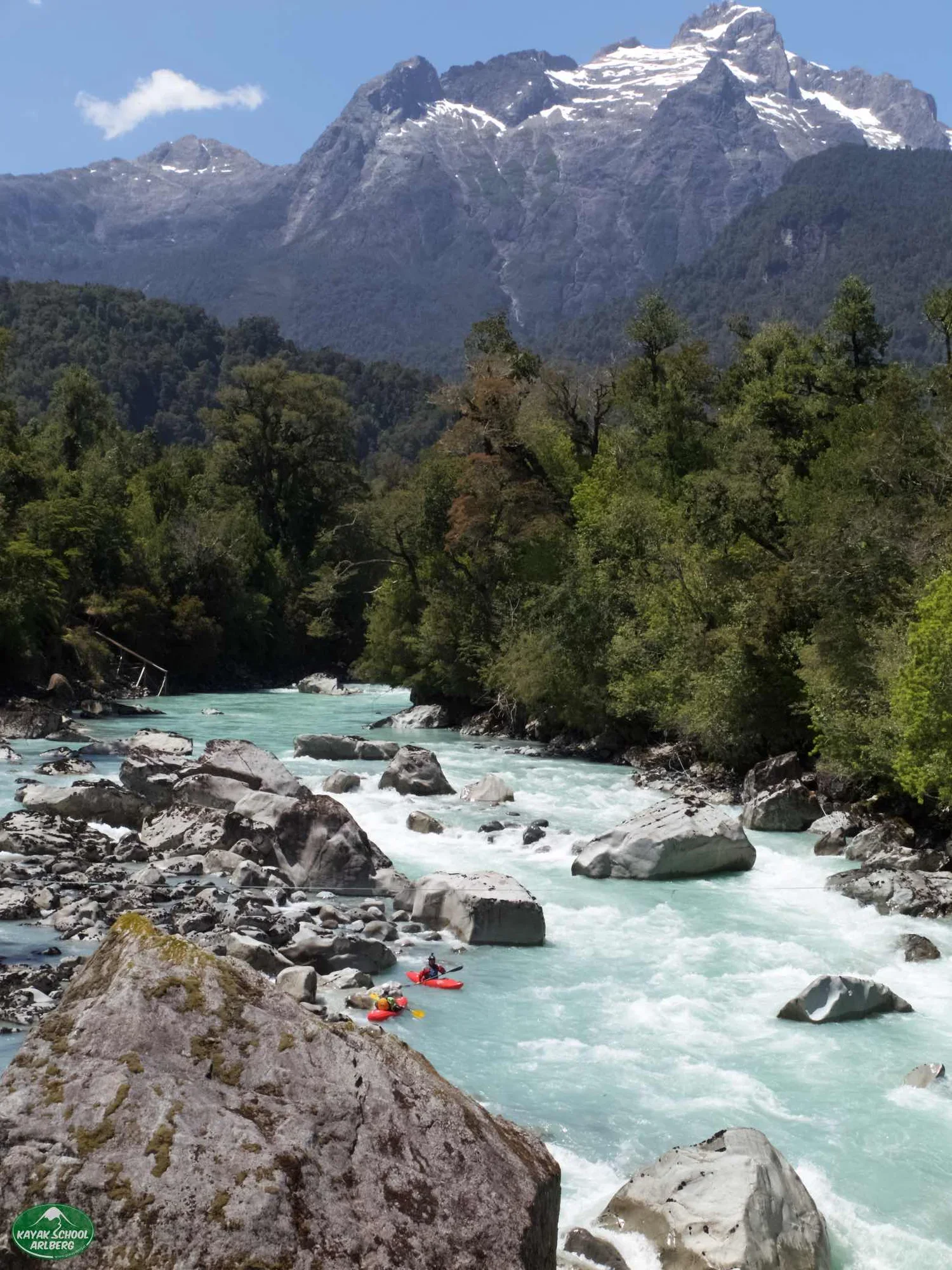 Kayak-Chile-Patagonia-Rio-Blanco-05.webp