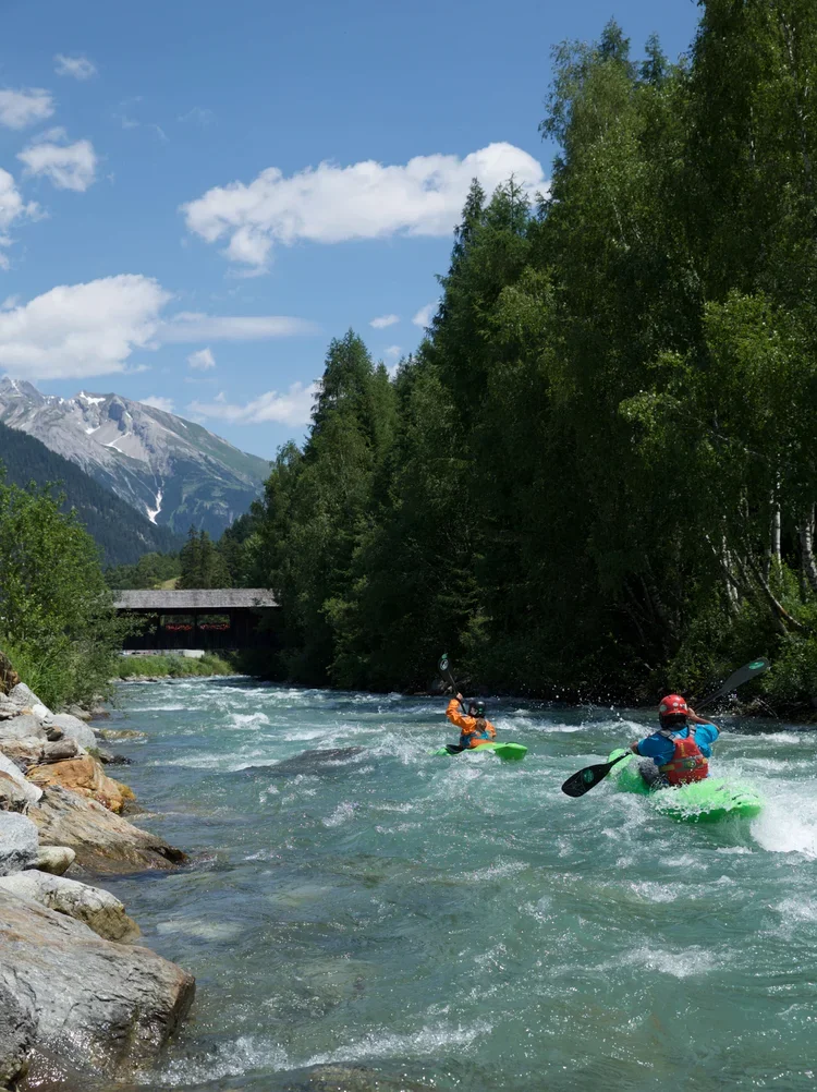 Kayak-St-Anton-am-Arlberg.webp
