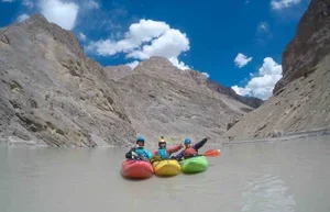 Kayak-Zanskar-Gorge-Ladakh.webp