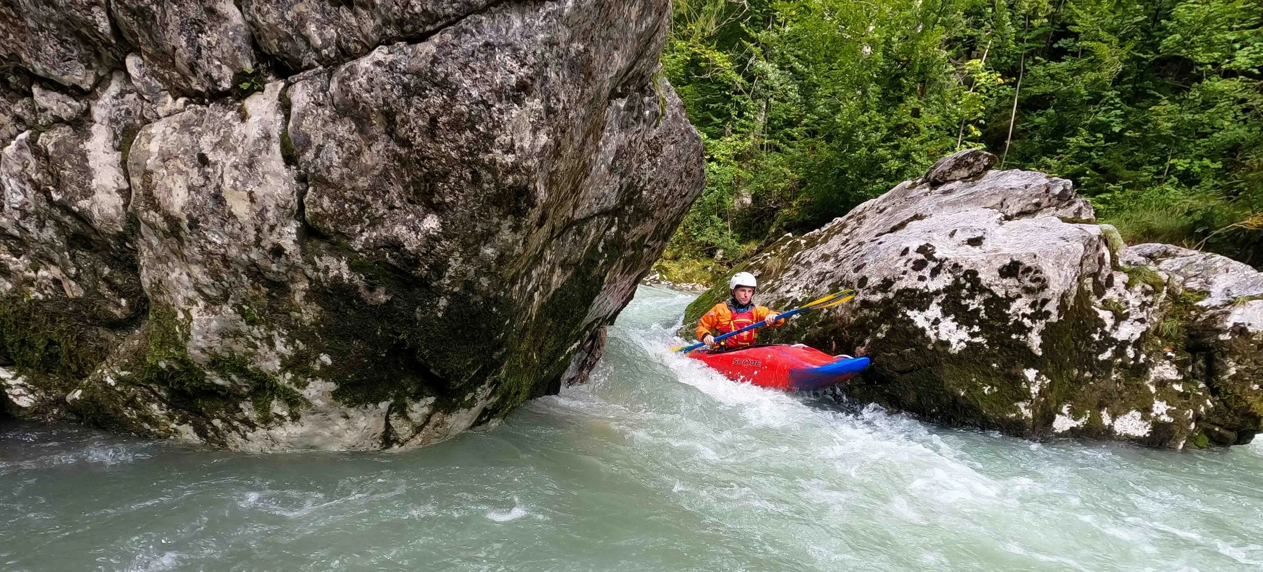 Kayaking-Courses-on-River-Loisach.webp