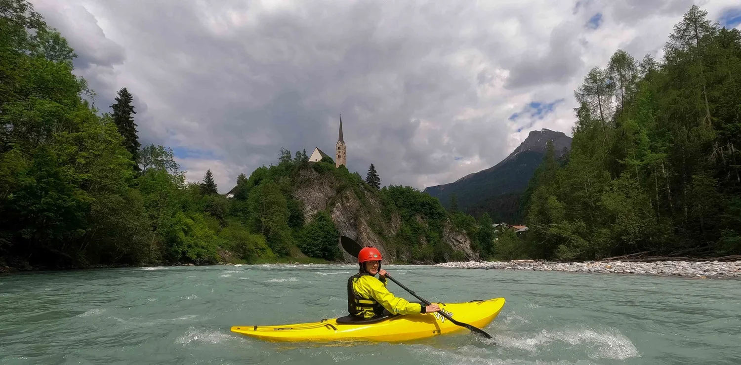 Kayak-School-Switzerland.webp