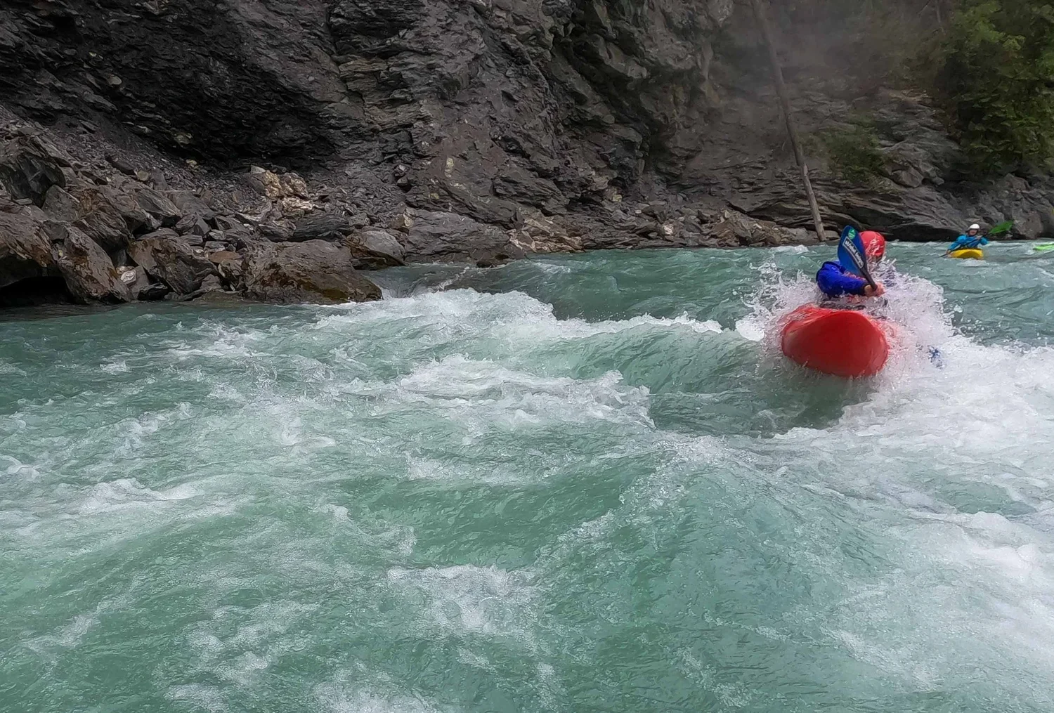 Kayak-Schuls-Gorge-Switzerland.webp