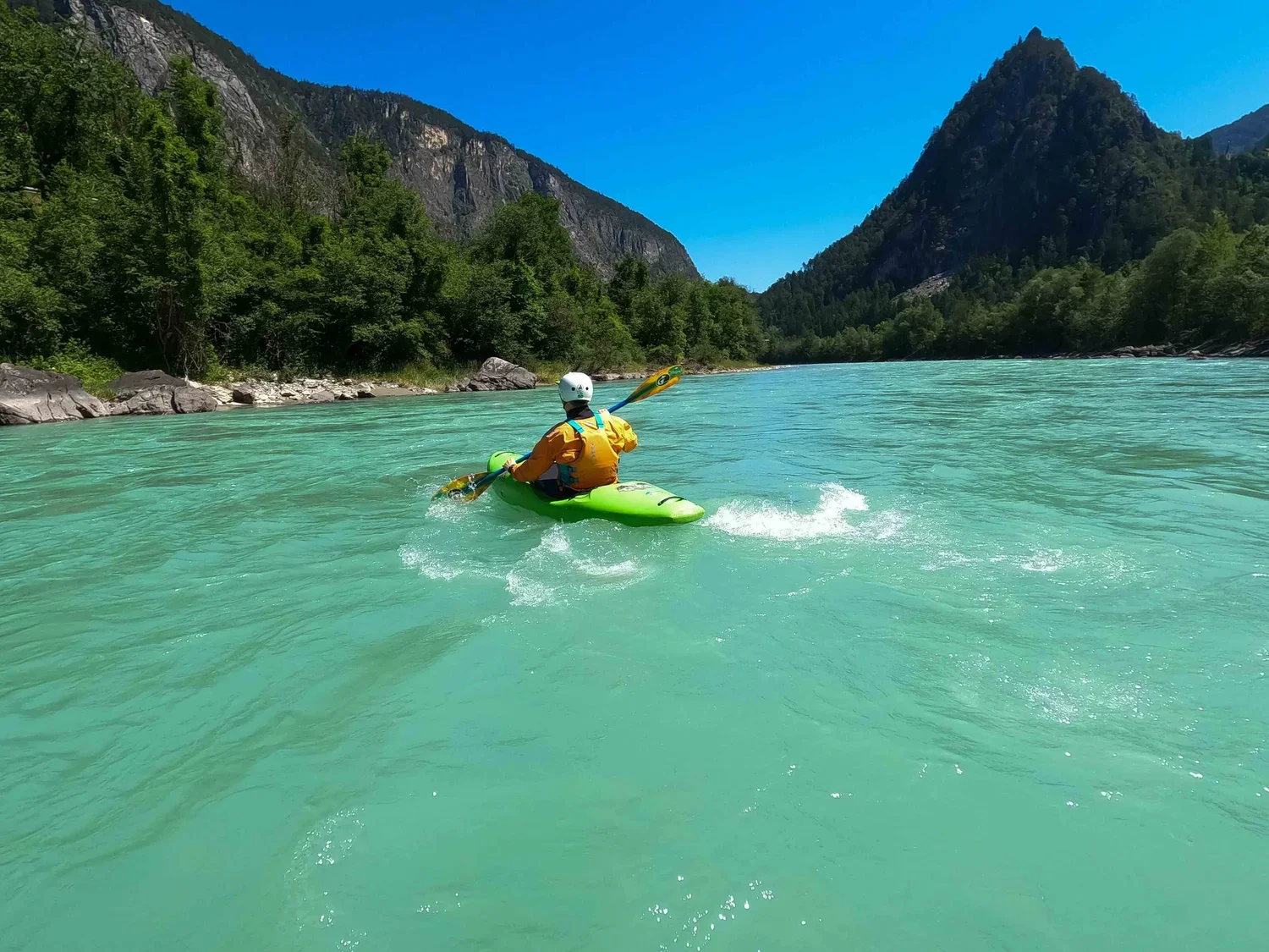 Beginner-Kayak-Courses.webp