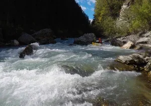 Kayak-Courses-Switzerland.webp