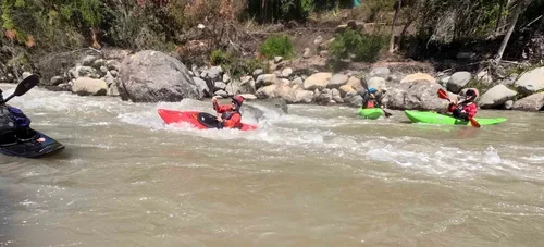 Kayak-Courses-in-Chile.webp