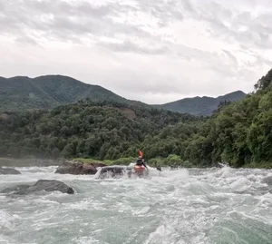 Kayaking-Rio-Bio-Bio.webp