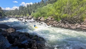 Kayak-Upper-Trancura-Chile.webp
