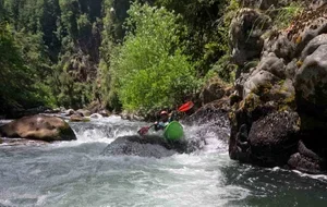 Kayaking-Trips-To-Pucon.webp