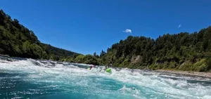 Kayaking-in-Chile.webp