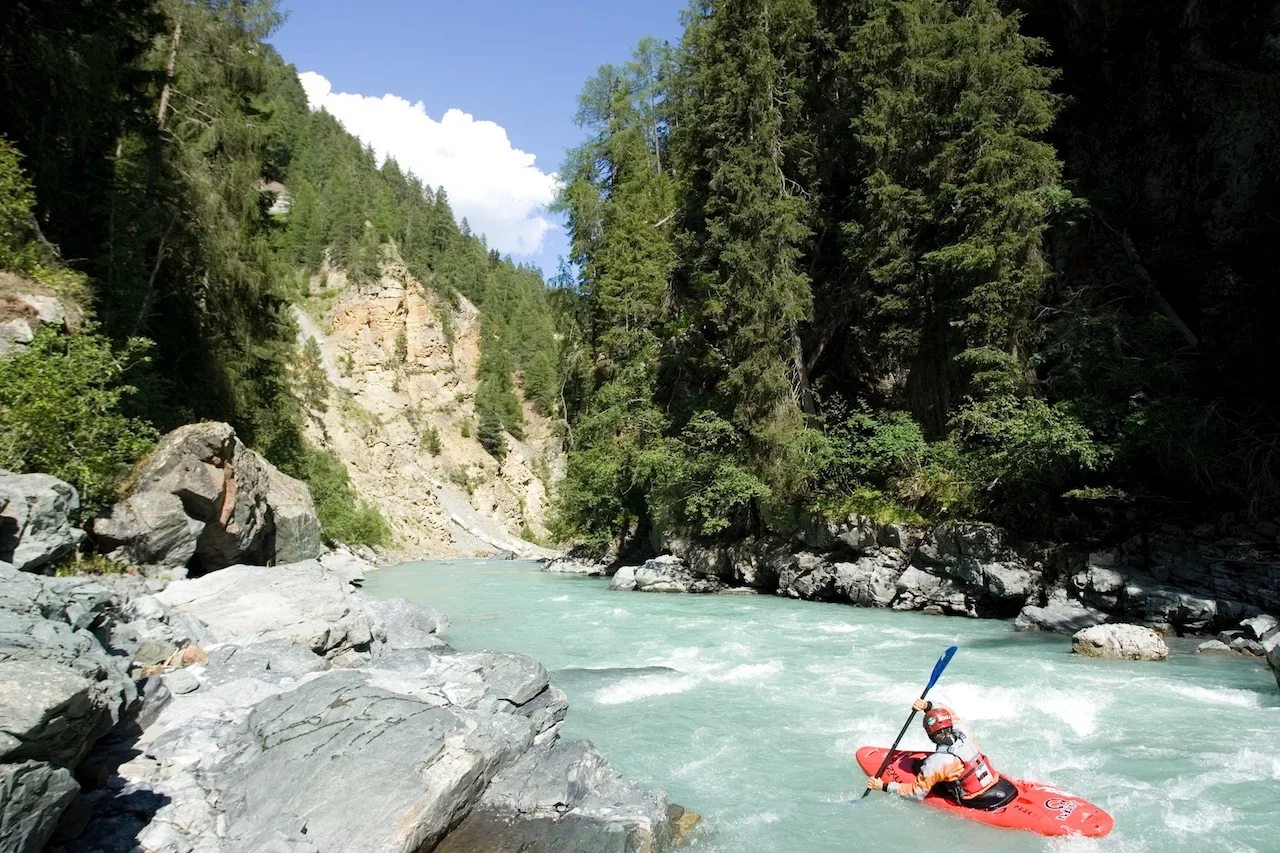 Kayak-Courses-Engadine-Switzerland.webp