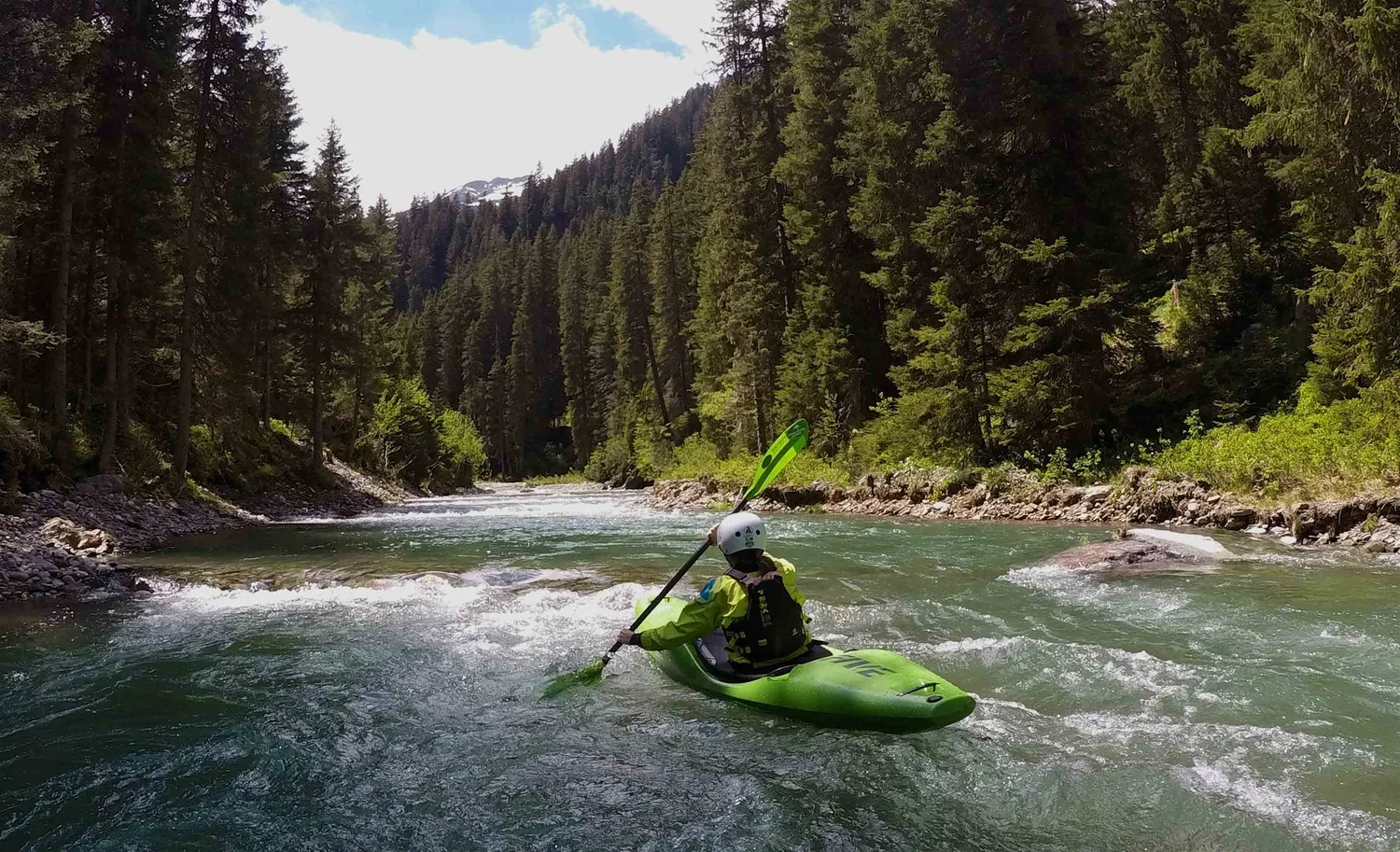 Beginner-Kayak-Course.webp