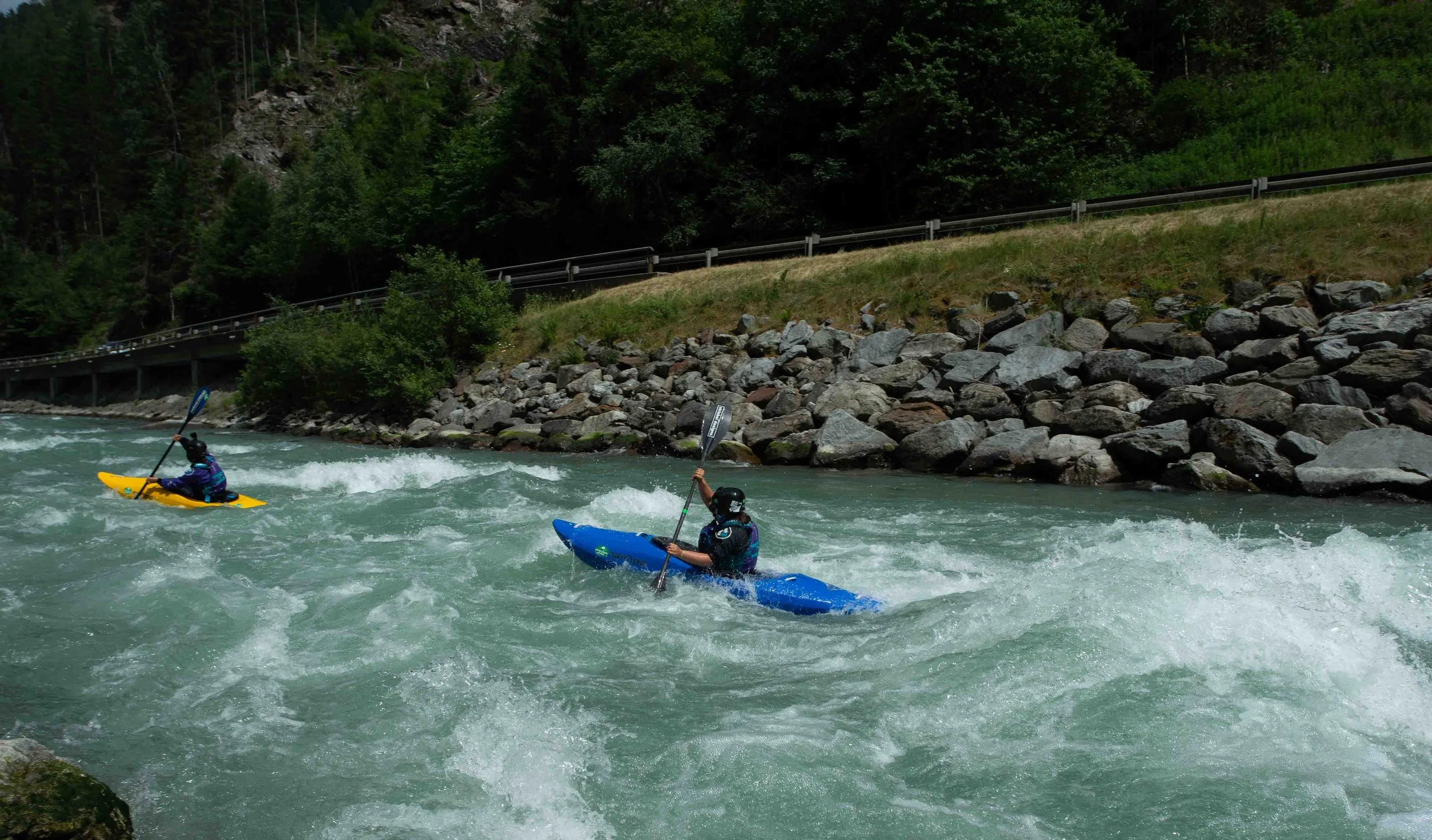 Advanced-White-Water-Leader-Austria.jpg