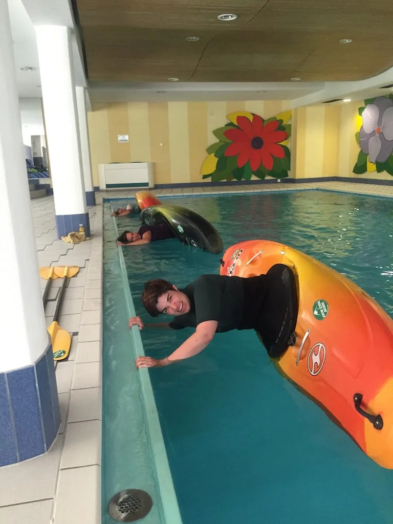 Eskimo-Roll-Kayak-Course.jpg
