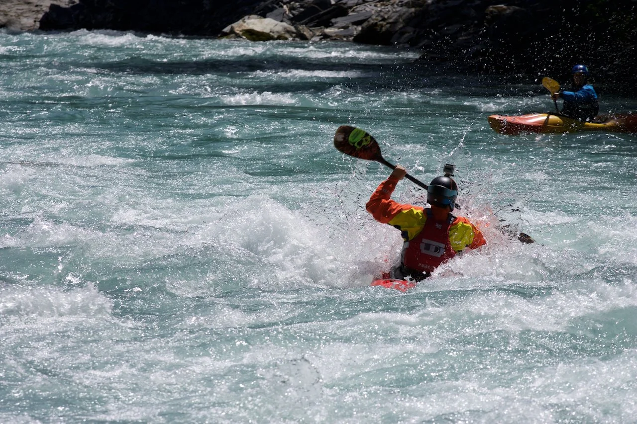 Class 4 kayaking trips to Switzerland