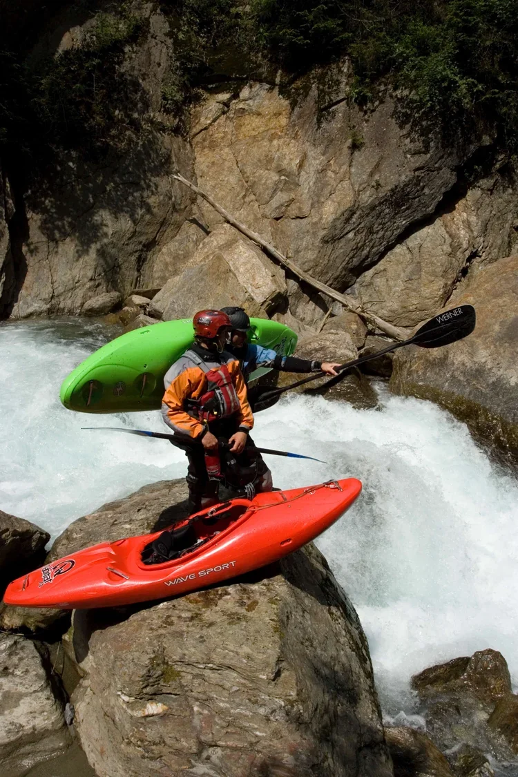 Steep-Creeking-Courses-Europe.webp
