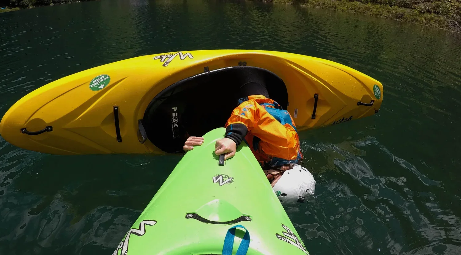 Beginner-Kayak-Course.webp